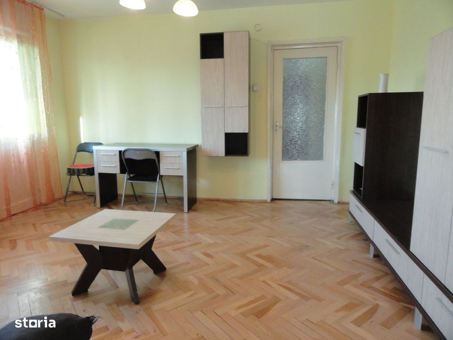 Apartament 2 camere, etaj 2, zona Romanilor, aproape de Lic. Pedagogic