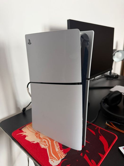 Ps5 Digital Slim ca nou
