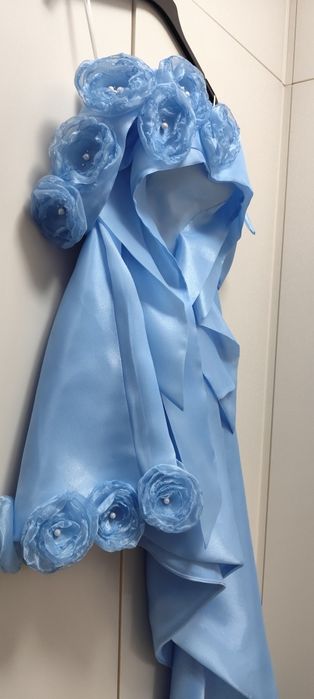 Официална рокля.Закупена от Liza Kain.