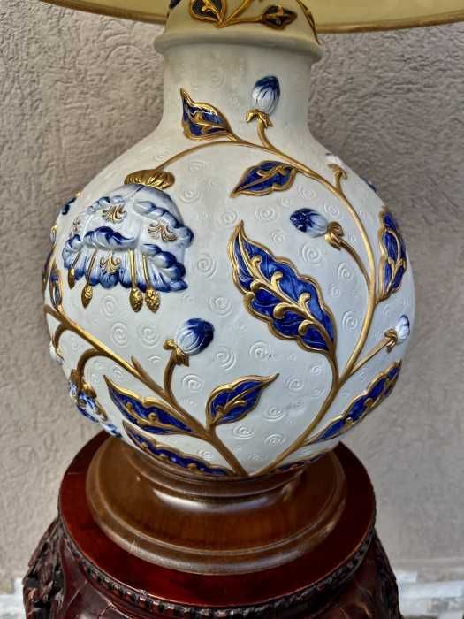 Impozanta lampa-MANGANI-portelan-email-abajur pictat-semnata-Franta