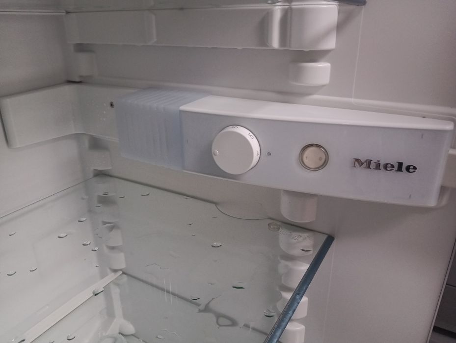 Комбиниран хладилник с фризер Миеле Miele с 2 години гаранция!