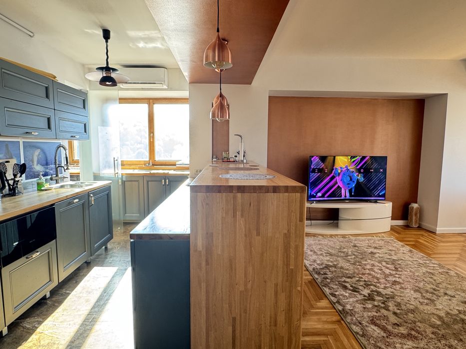 Închiriere apartament cu 3 camere lângă AFI