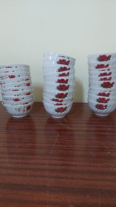 Әр түрлі ыдыстар