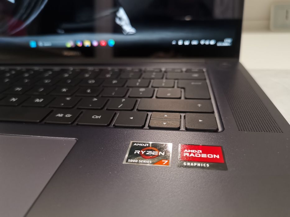 Лаптоп Huawei Мatebook 16" Ryzen 7, 512GB NVMe, 16GB, Radeon Graphics