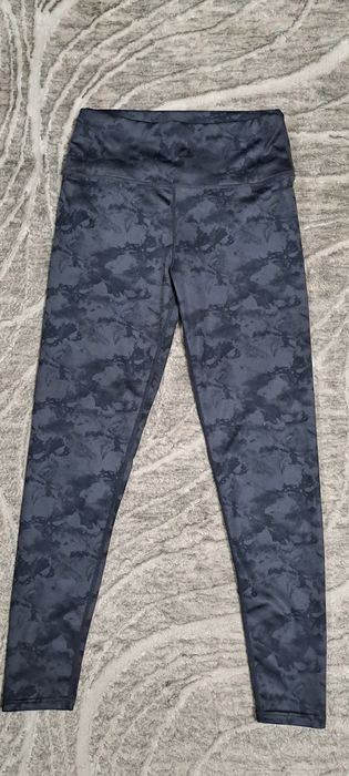 Продаю спортивные лосины