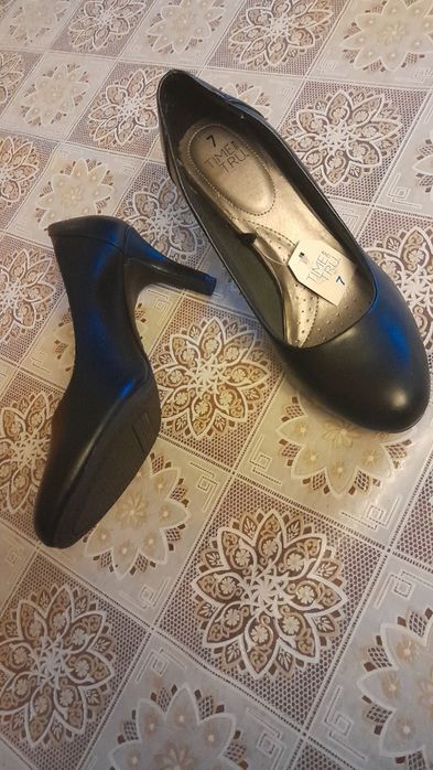 Туфли женские черные