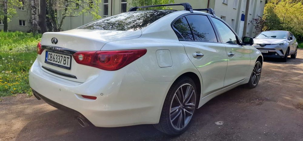 Infiniti Q50 2.0T