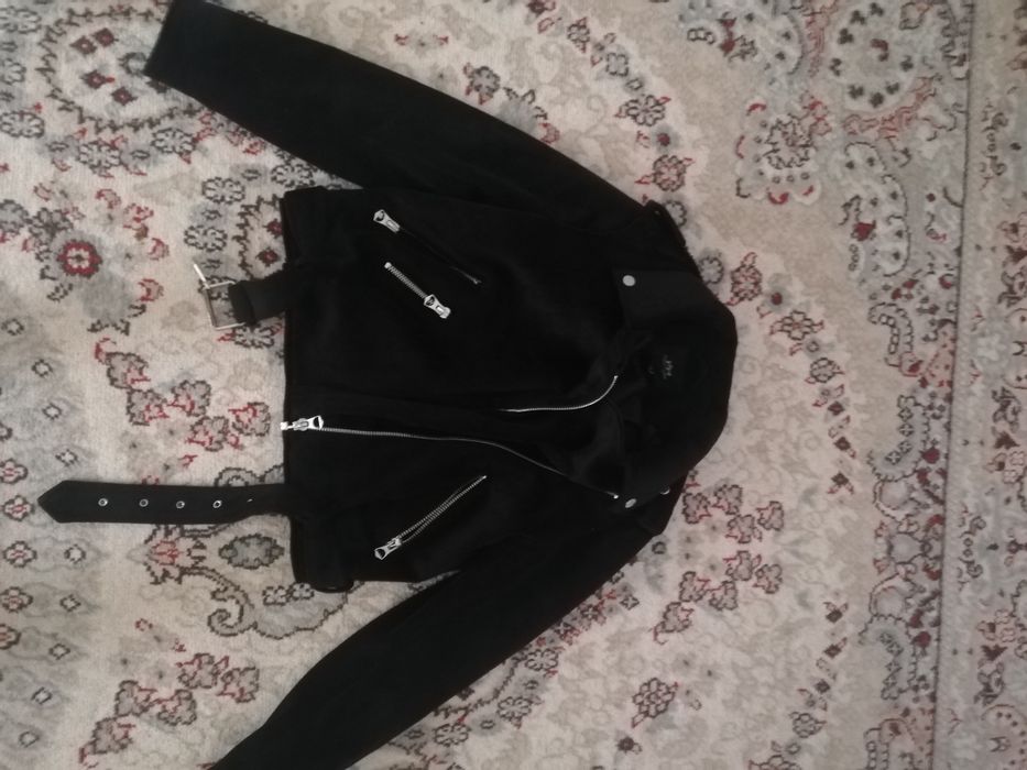 Продам женскую одежду