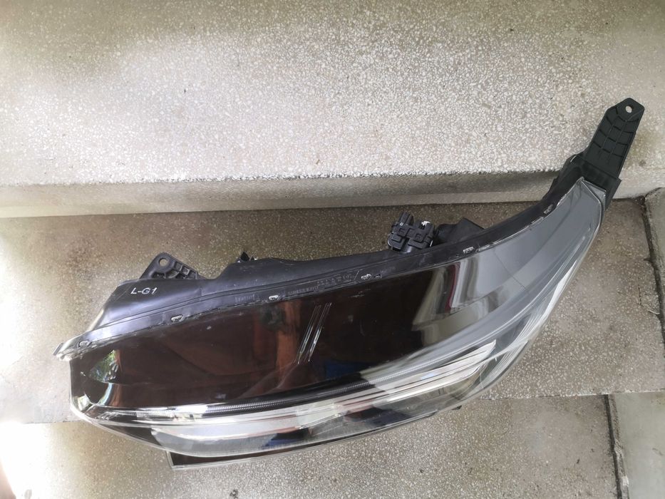 Фарове Honda CR-V/Фар Honda CR-V 17-23г. Оригинални