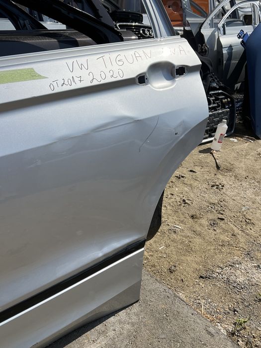 VW Tiguan 5NA 2020 задна лява врата