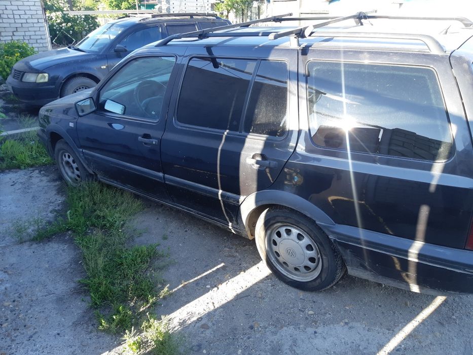 Продам гольф б3  роодам срочно, торг имеется.