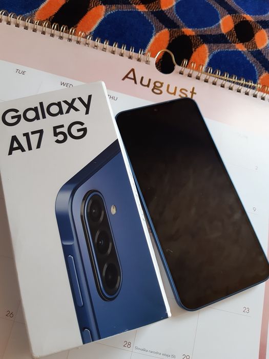 Samsung a17 albastru nou