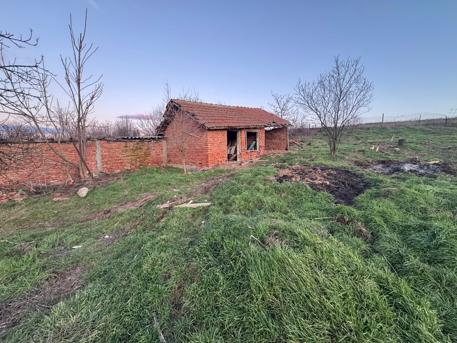 Масивна Къща до гр Ямбол