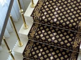 Установка ковро держатель для лестниц