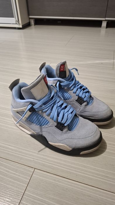 Jordan 4 University Blue