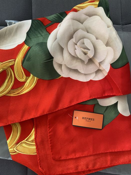 Продам  новые платки Hermes 120 см