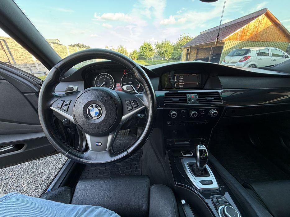 Bmw Seria 5 E60 LCI M-Paket 525d 197 CP - Pretul difera in functie de jantele alese