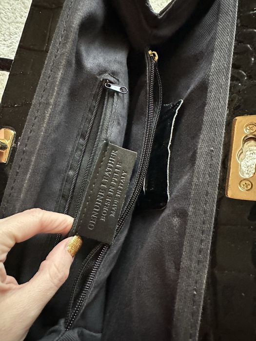 Geanta de piele cu bareta de umar si model piele de reptila, Negru