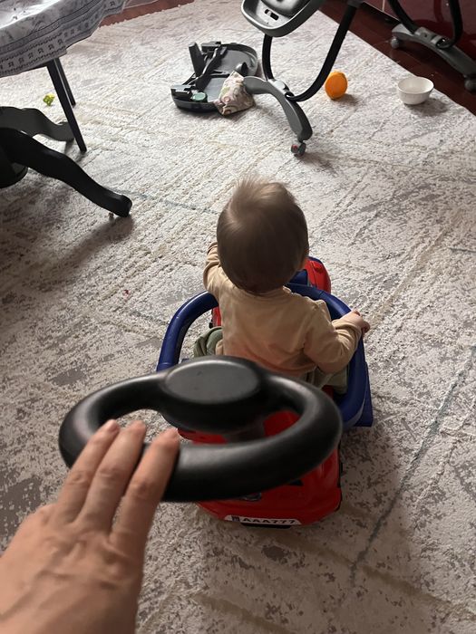 Толокар машинка детская