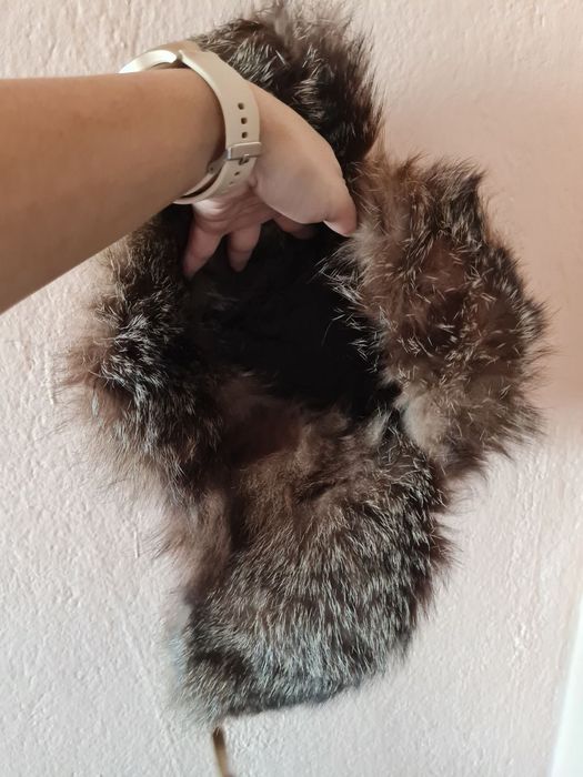 Дамска шапка с естествен косъм
