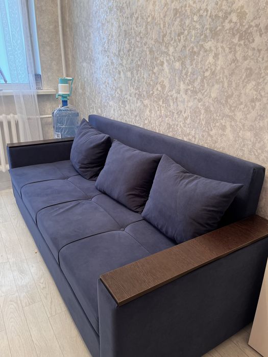 Продам новы диван