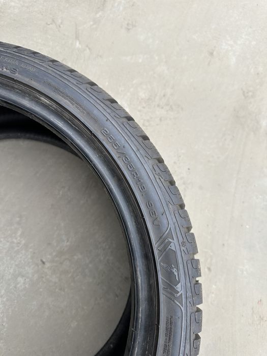 Anvelope 255/35 R19 GoodYear UltraGrip Performance 7mm