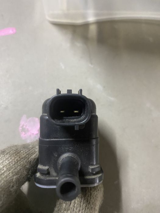 Клапан абсорбера Тойота