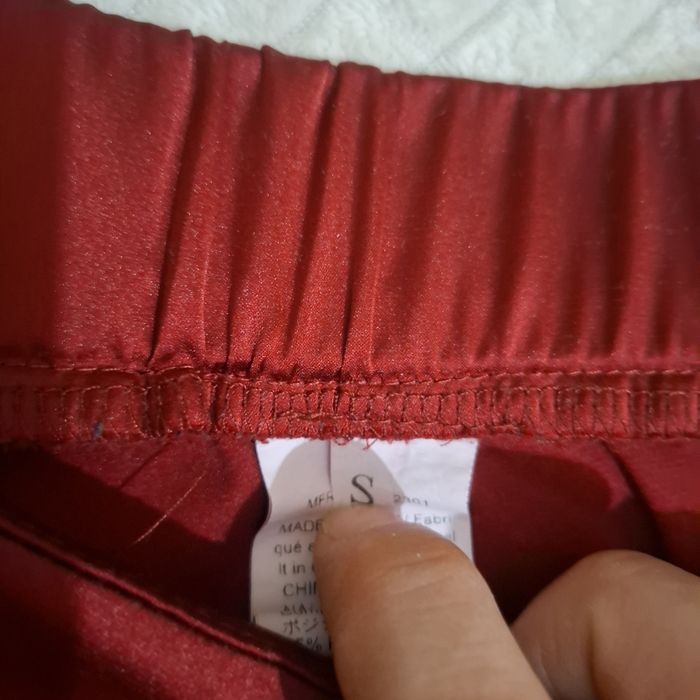 Fusta de satin lunga
