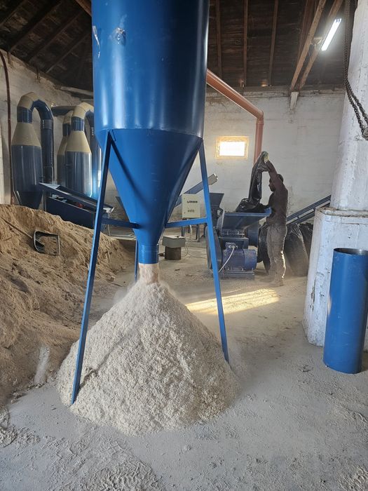 Moara ciocanele / tocator chipsuri , talas , paie , lucerna cereale