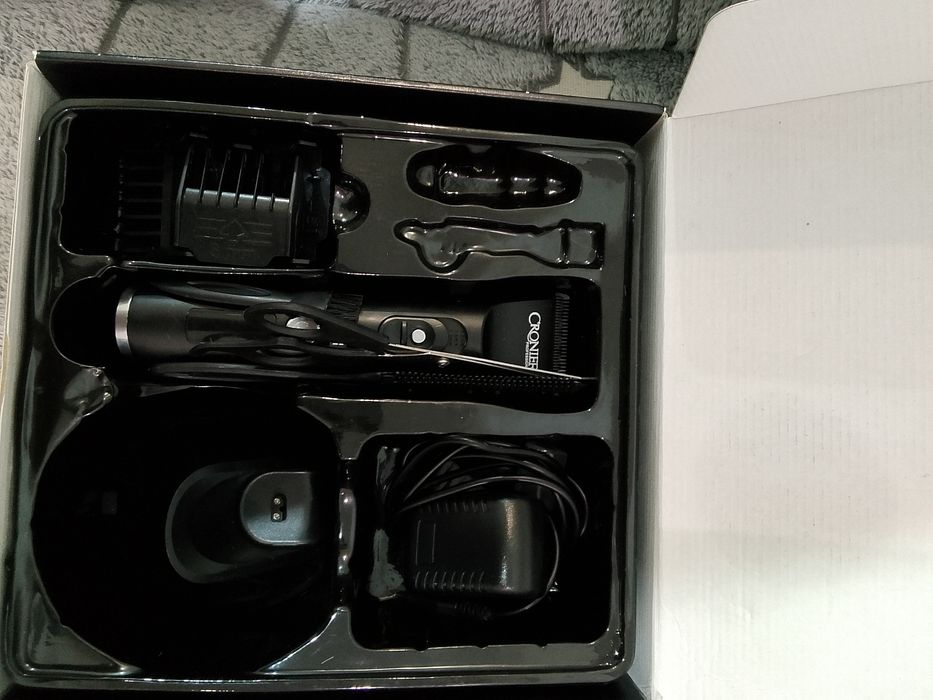 Продам машинку для стрижки волос