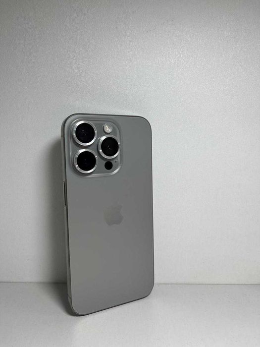 Apple iPhone 15 Pro 128гб(Астана ул.Мангилик ел 17) лот1253\555