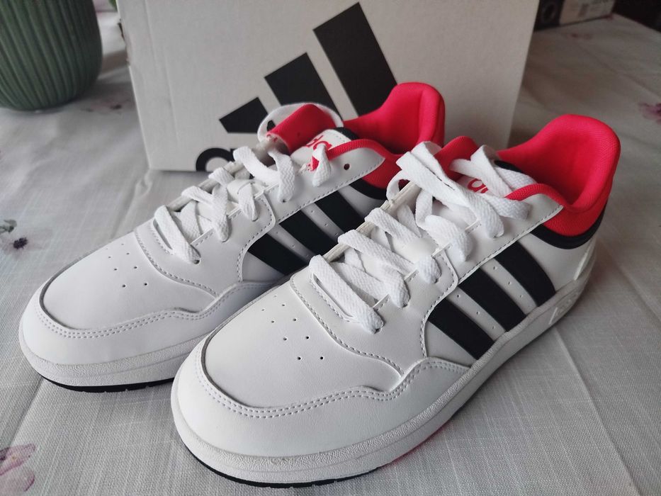 Маратонки adidas