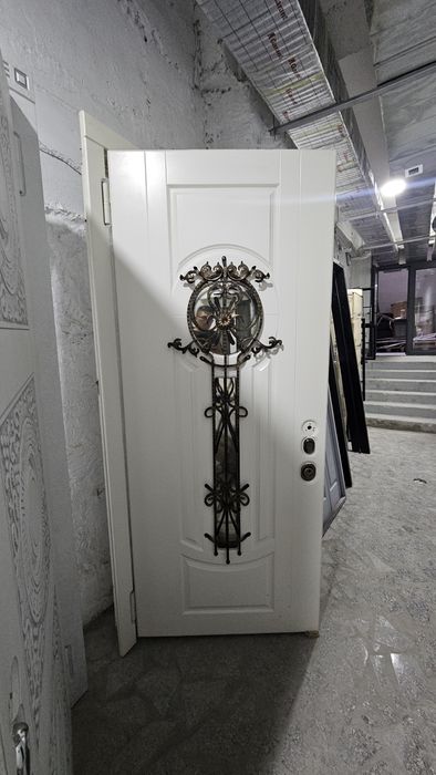 Металлический Входные двери.