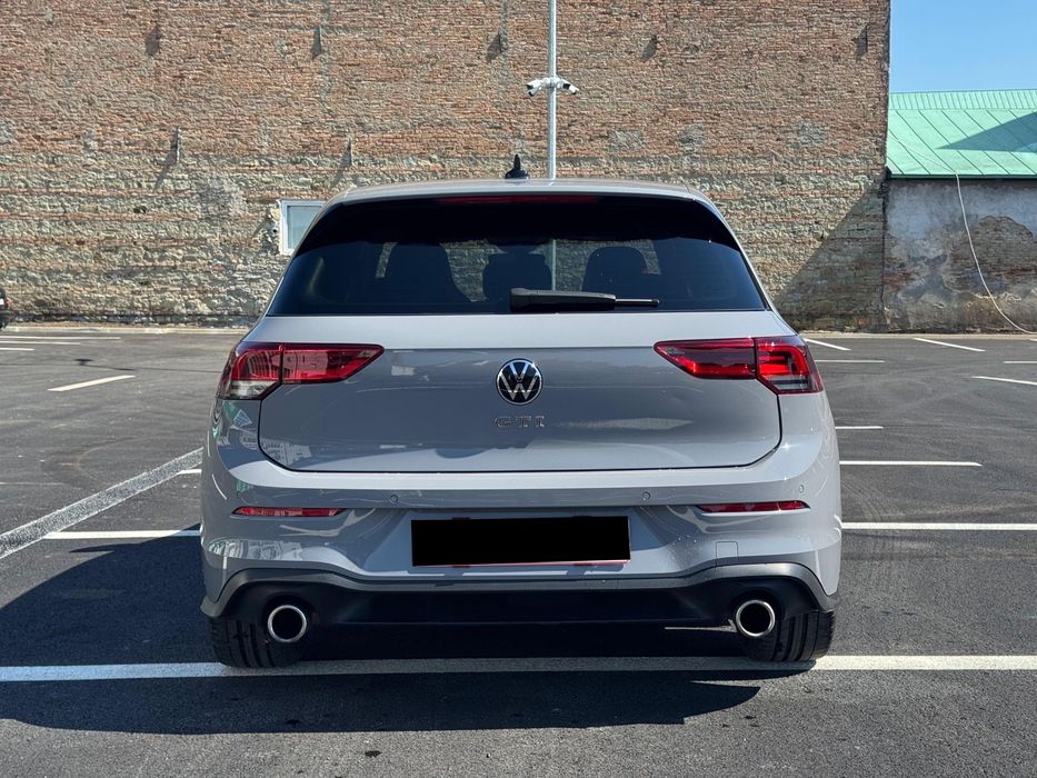Volkswagen Golf 8 GTI – 2021 – 245 cp