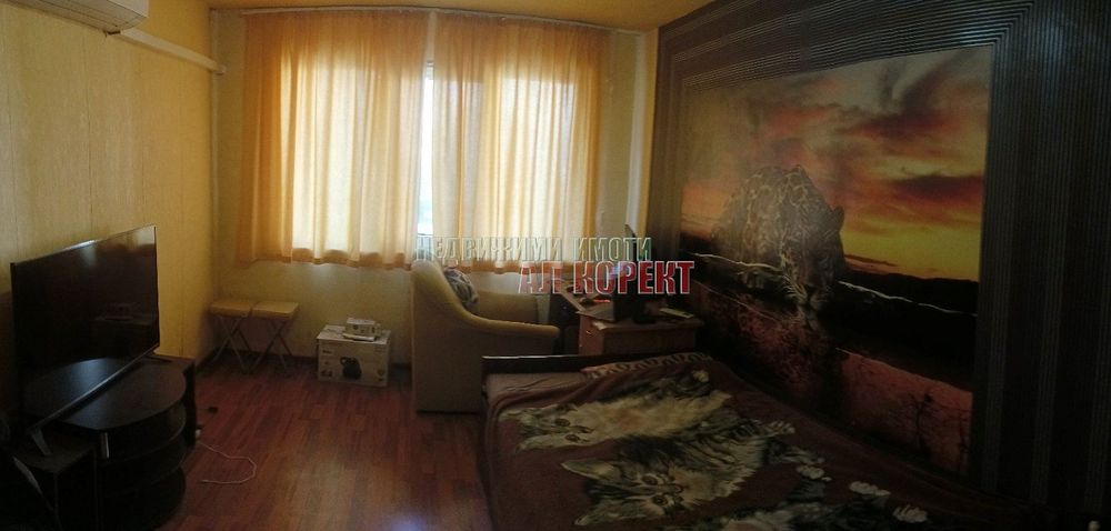 Продава се Четиристаен апартамент в Варна, Централна поща - 120 кв.м за 1875 €/кв.м - Снимка #7