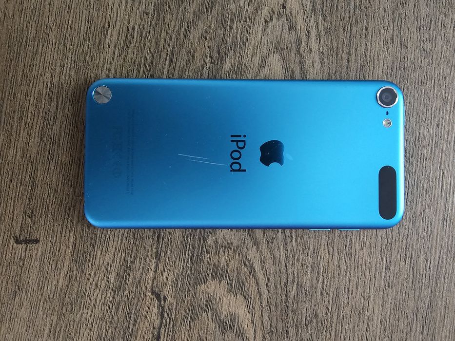Ipod touch 5th generation 16GB blue unlocked