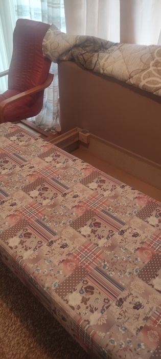 Диван - разтегателен, функция сън с ракла