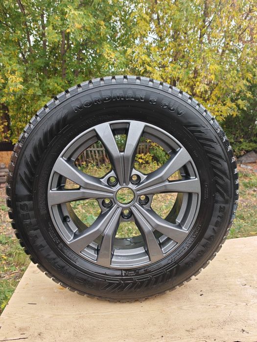 Комплект колёс с дисками 215/65 R16