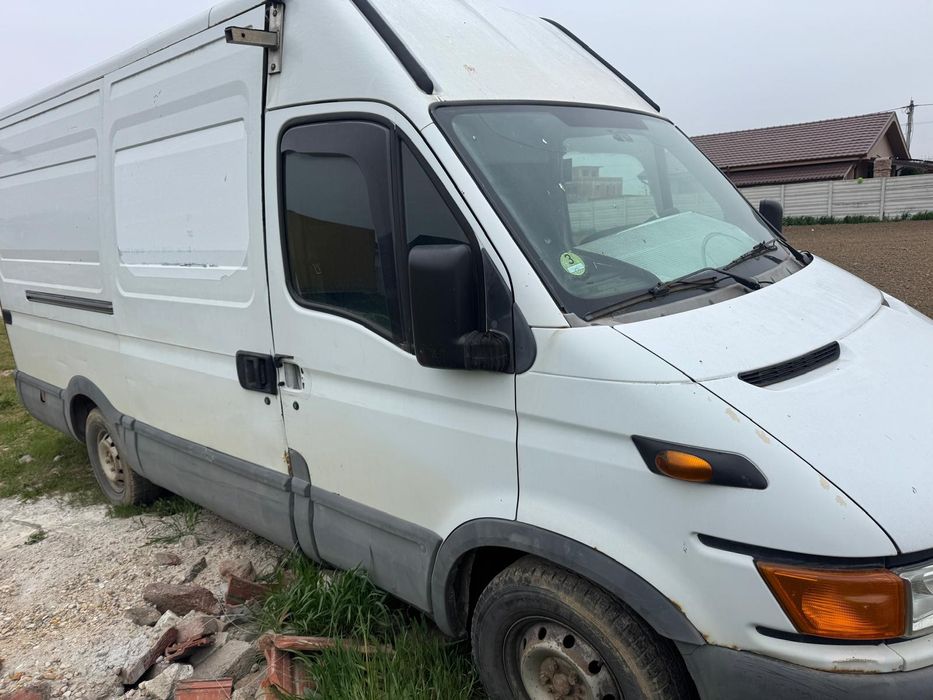 Piese diferite din dezmembrare Iveco 35.12