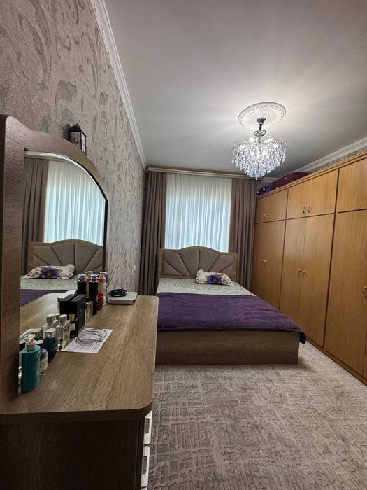 Продается 3-комнатная квартира, Юнусабад 13 квартал, 2 этаж, не торец