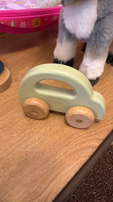 Играчки на марката little dutch