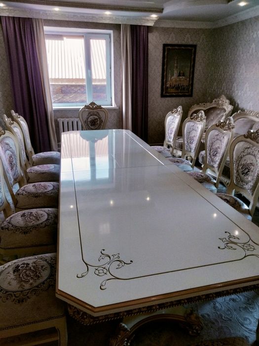 Продам диван с креслами