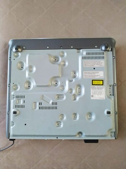 DVD-проигрыватель SONY с пультом