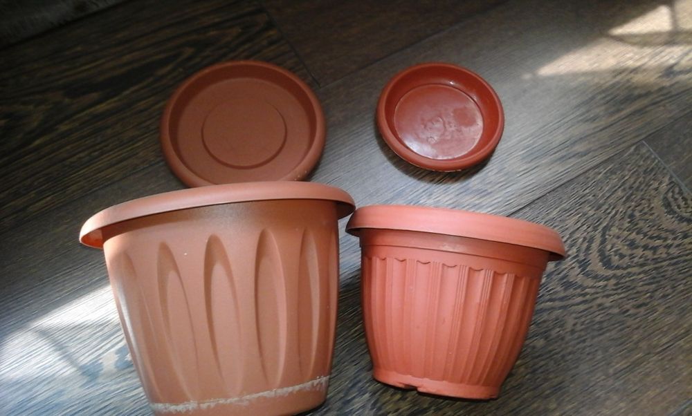 Продам горшки цветочные