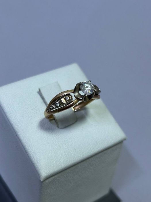 Кольцо из золота / СТ 74122