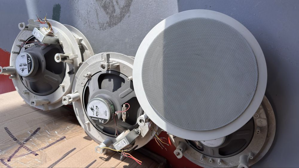 Kit sonorizare PA 100V, amplificator, tuner și 16 boxe tavan