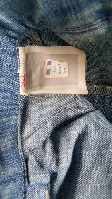 НОВИ 3/4  дънки за момиче 140 см с кожа апликация