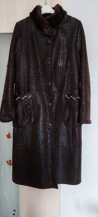 Женская дубленка