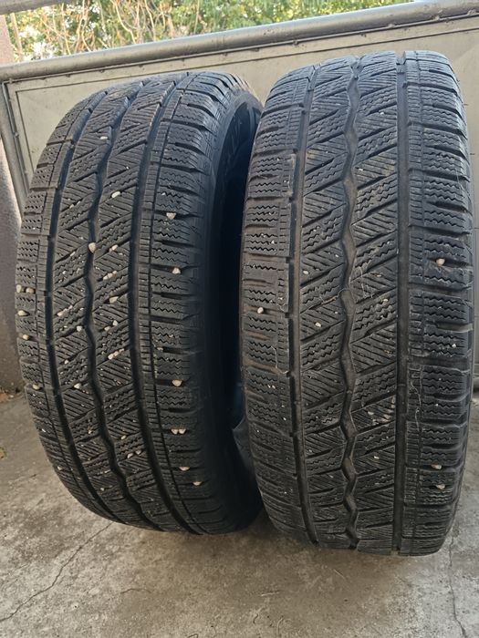 Hankook I Cept LV 235/65/16C
