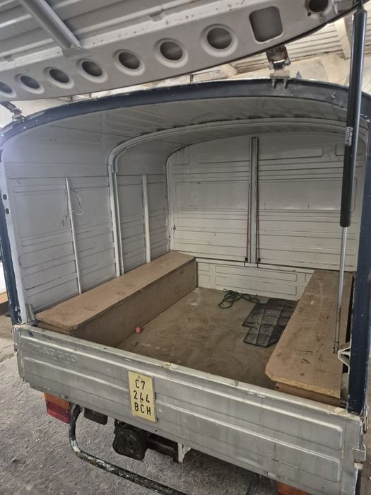 Piaggio Ape 50 cu caroserie originala, fara rugina
